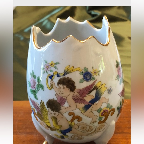 Vintage Porcelain Cracked Egg with Cherubs Angels Gilded - Picture 3 of 6